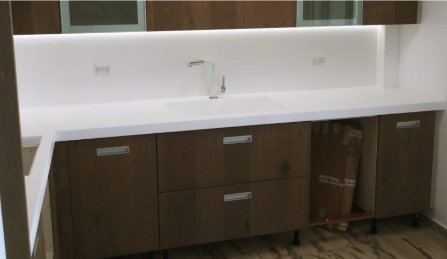 Πάγκος Corian σε Καθαρό Λευκό