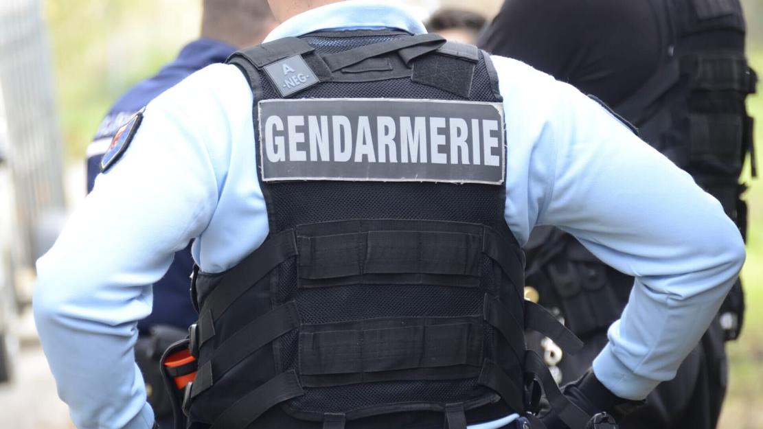 100 jours avec les gendarmes de Béziers C'est la fête au village